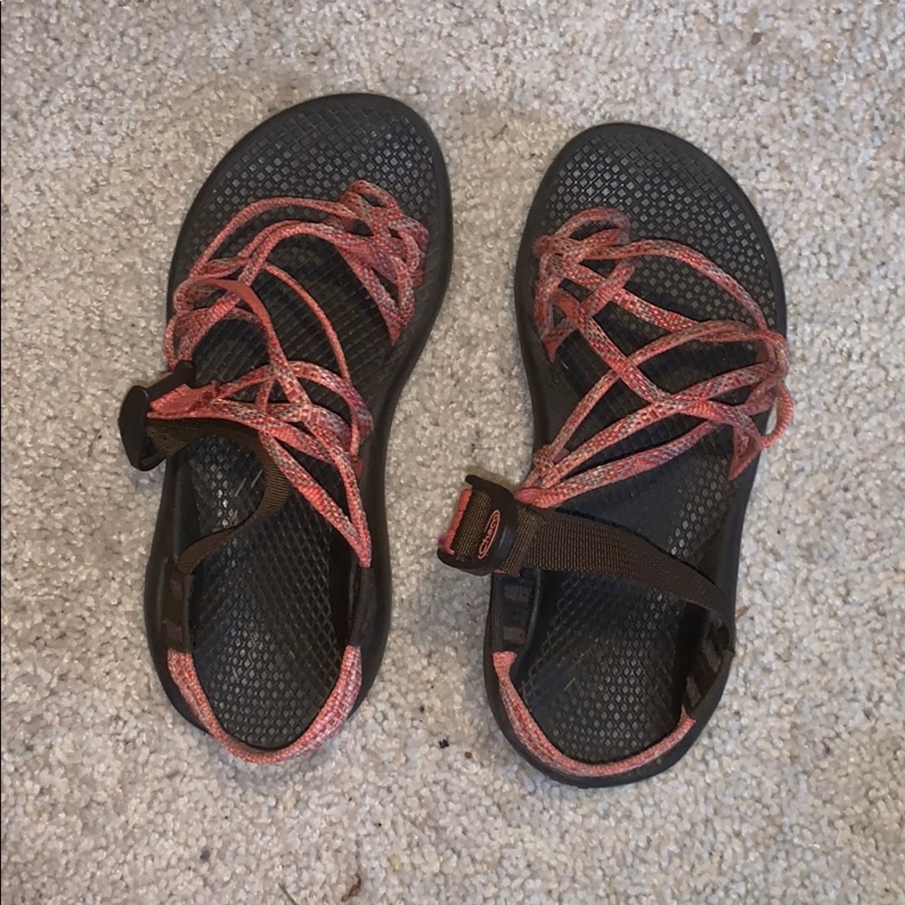 Multi colored chaco